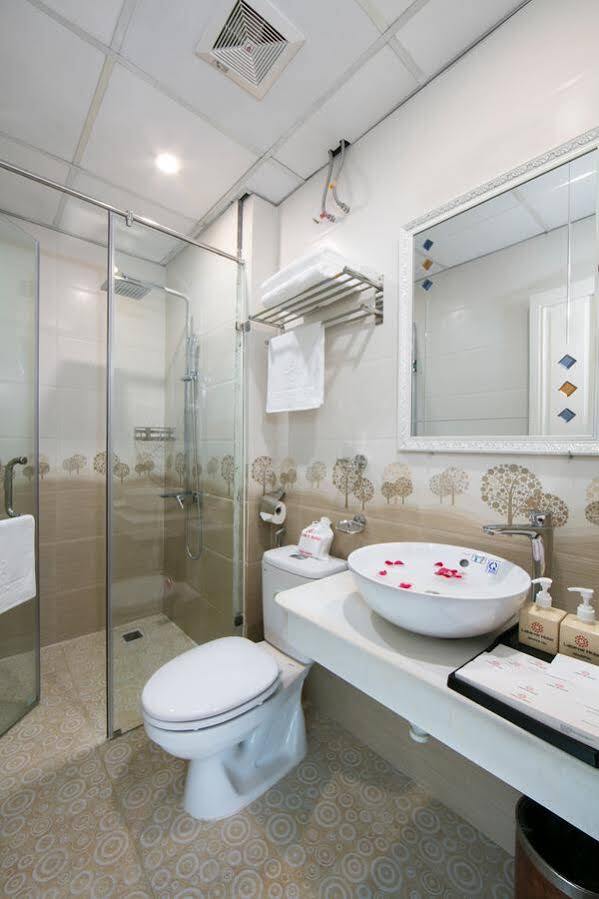 Asia Paradise Hanoi Hotel Bagian luar foto